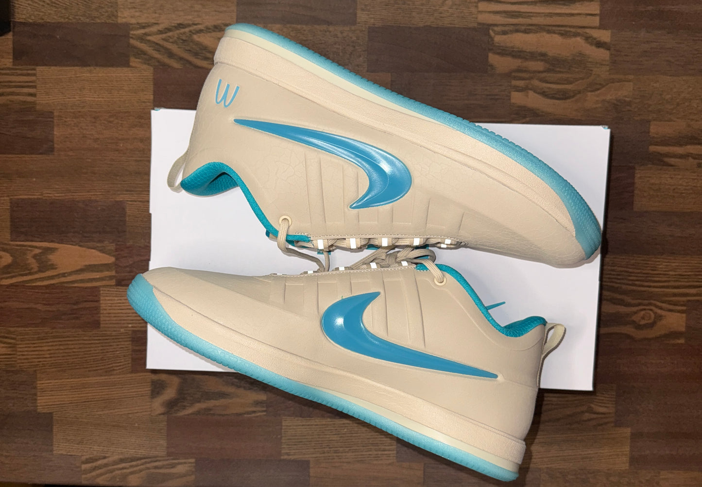 Nike Book 2 x McDonald's