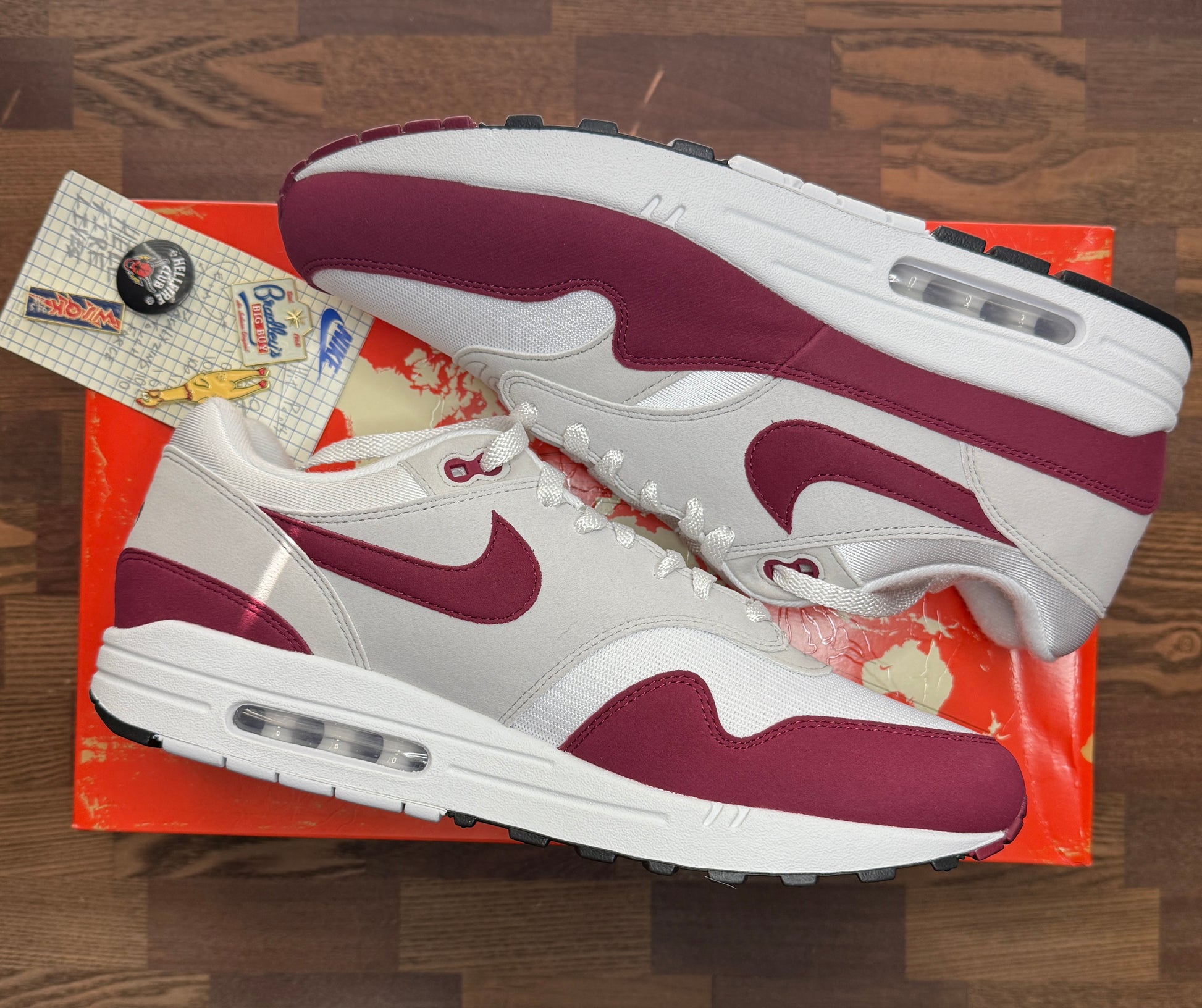 Nike Air Max 1 '87 Stranger Things