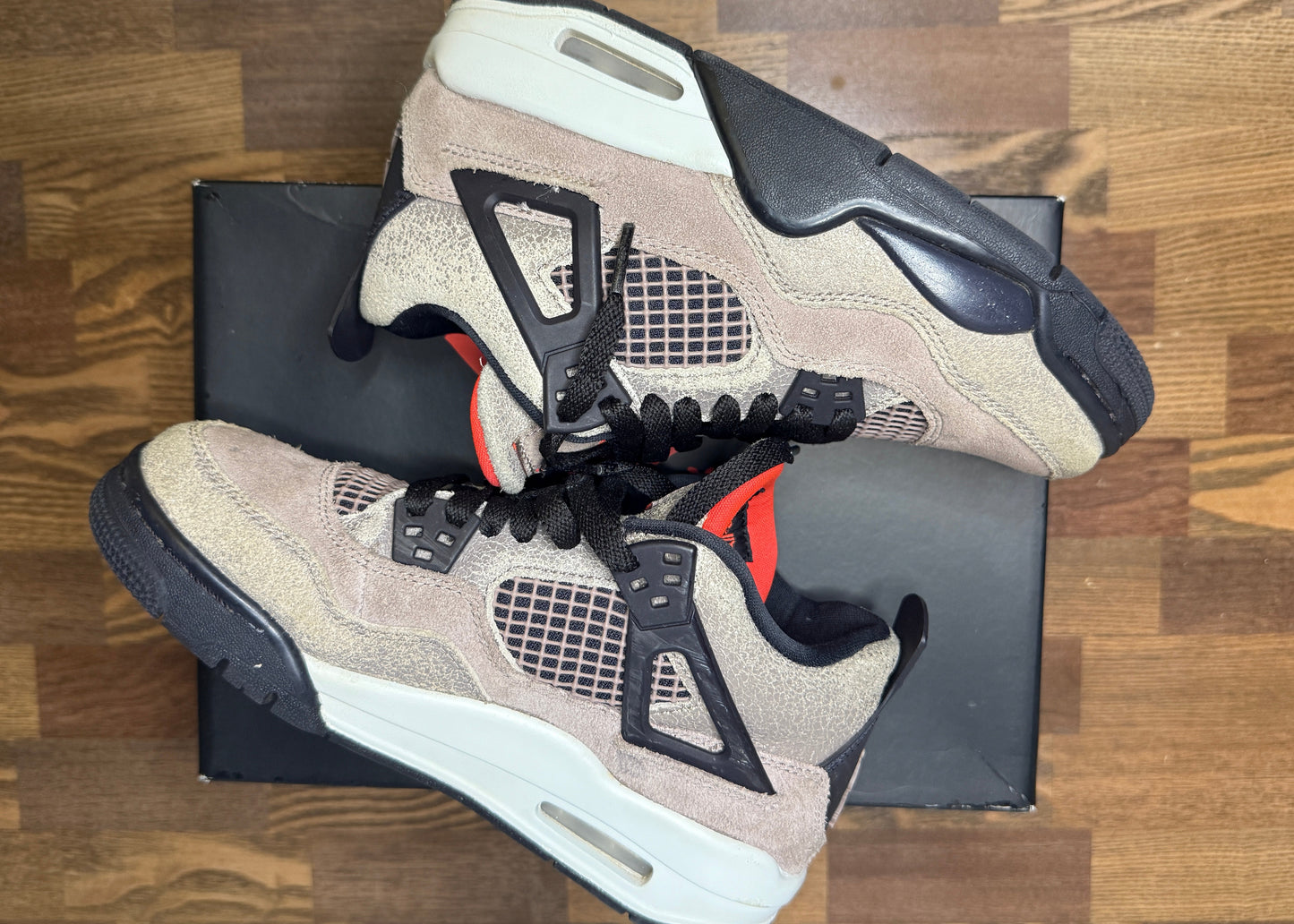 Used GS Jordan 4 Taupe Haze