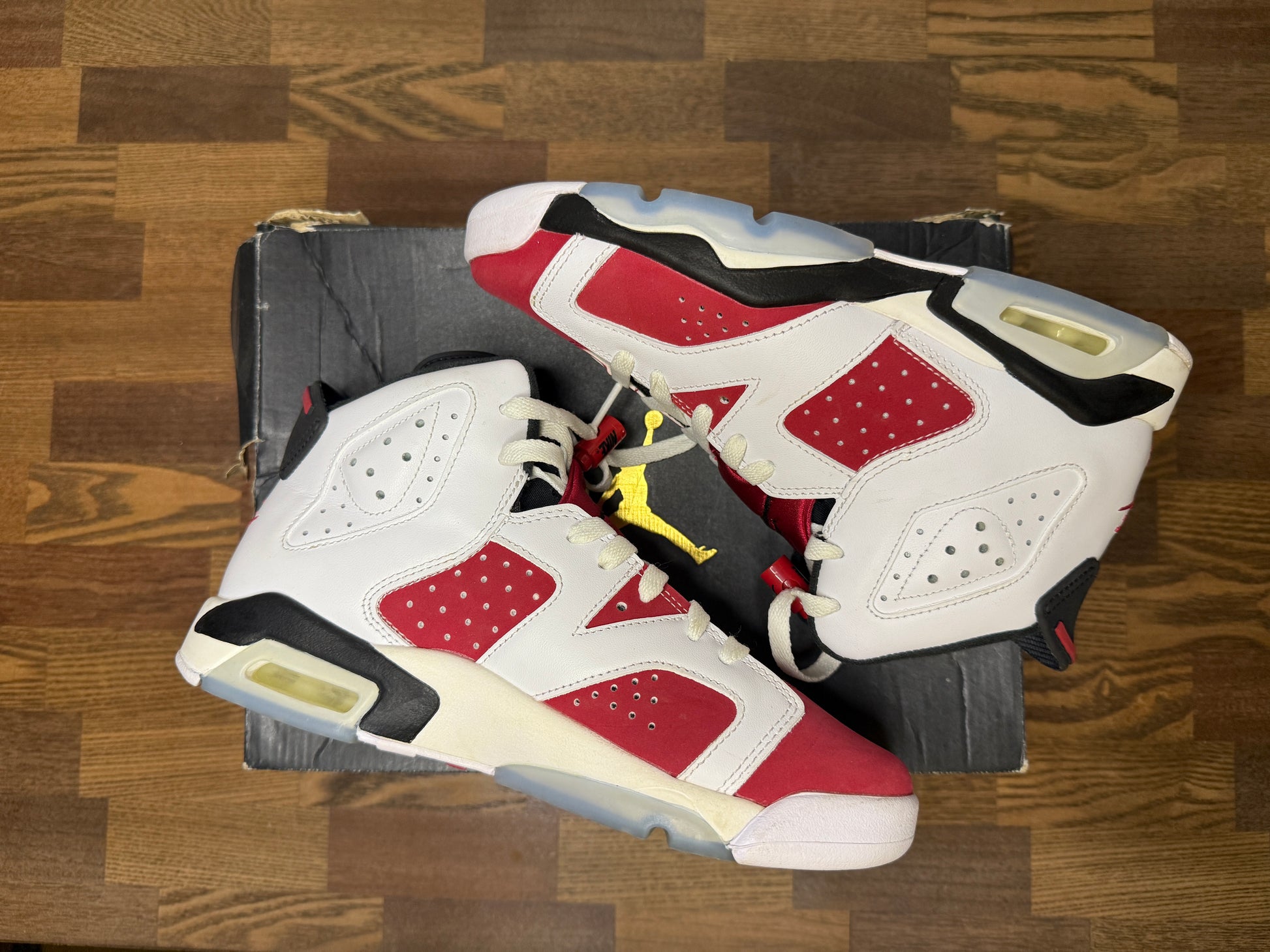 Used GS Jordan 6 Carmine
