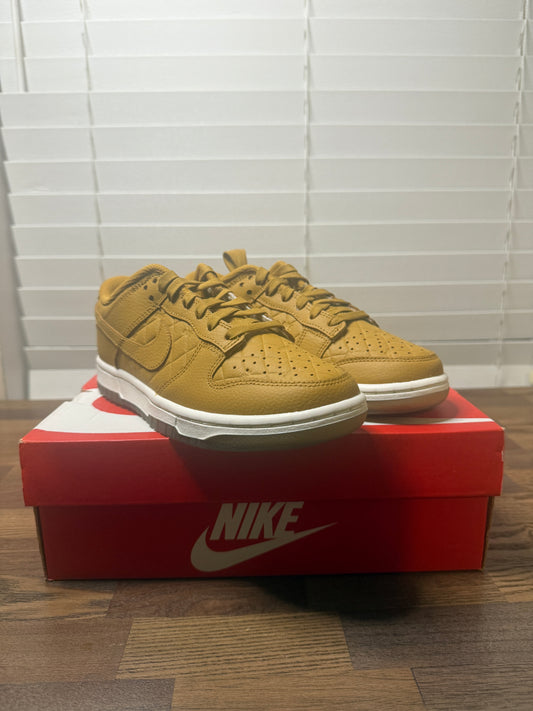 Women's Nike Dunk Low Quilted Wheat