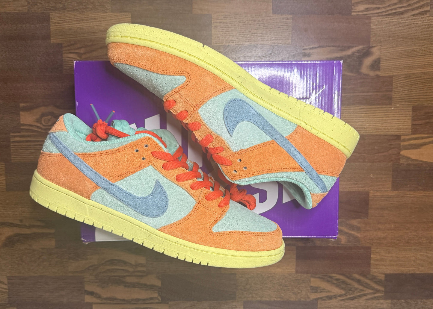 Nike SB Dunk Low Orange Emerald Rise