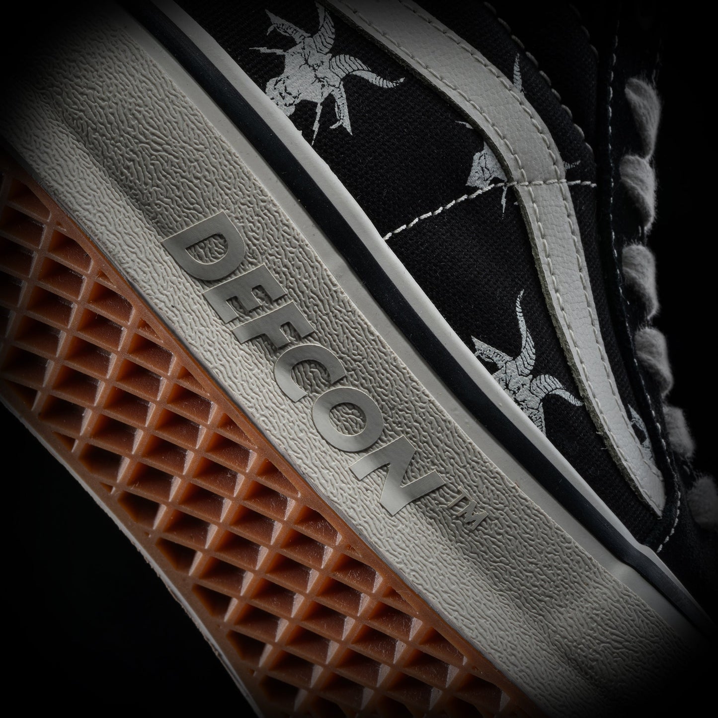 Vans OTW Sk8-Hi 38 x DEFCON Skate Block Black - detail