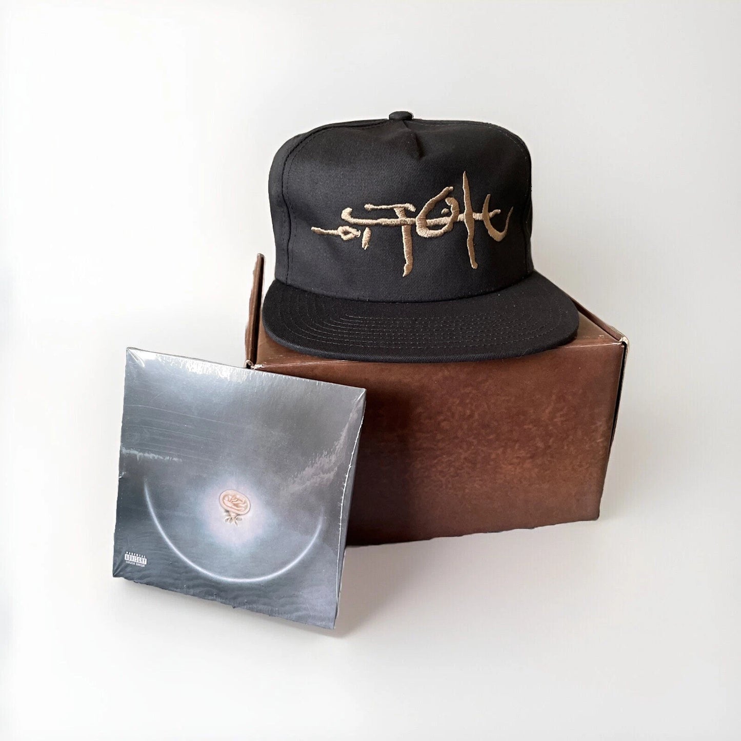 Travis Scott Utopia Hat and CD Bundle A4